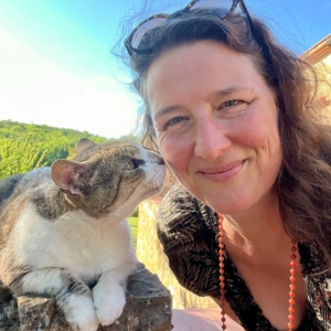 Bettina mit Katze, Profilbild
